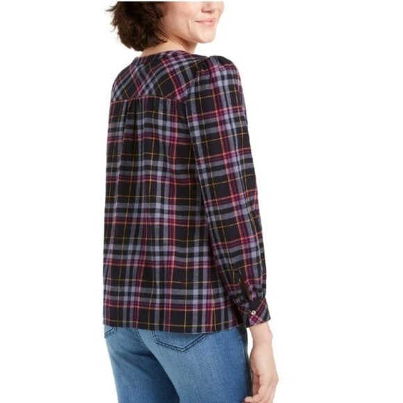 1.state Cotton Flannel Plaid V-Neck Top - Picture 2 of 5